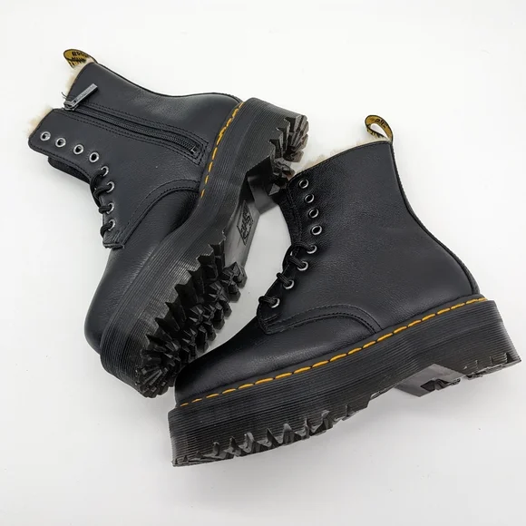 NWOB DR. MARTENS Jadon FL 8 Eye Boots - Picture 5 of 14